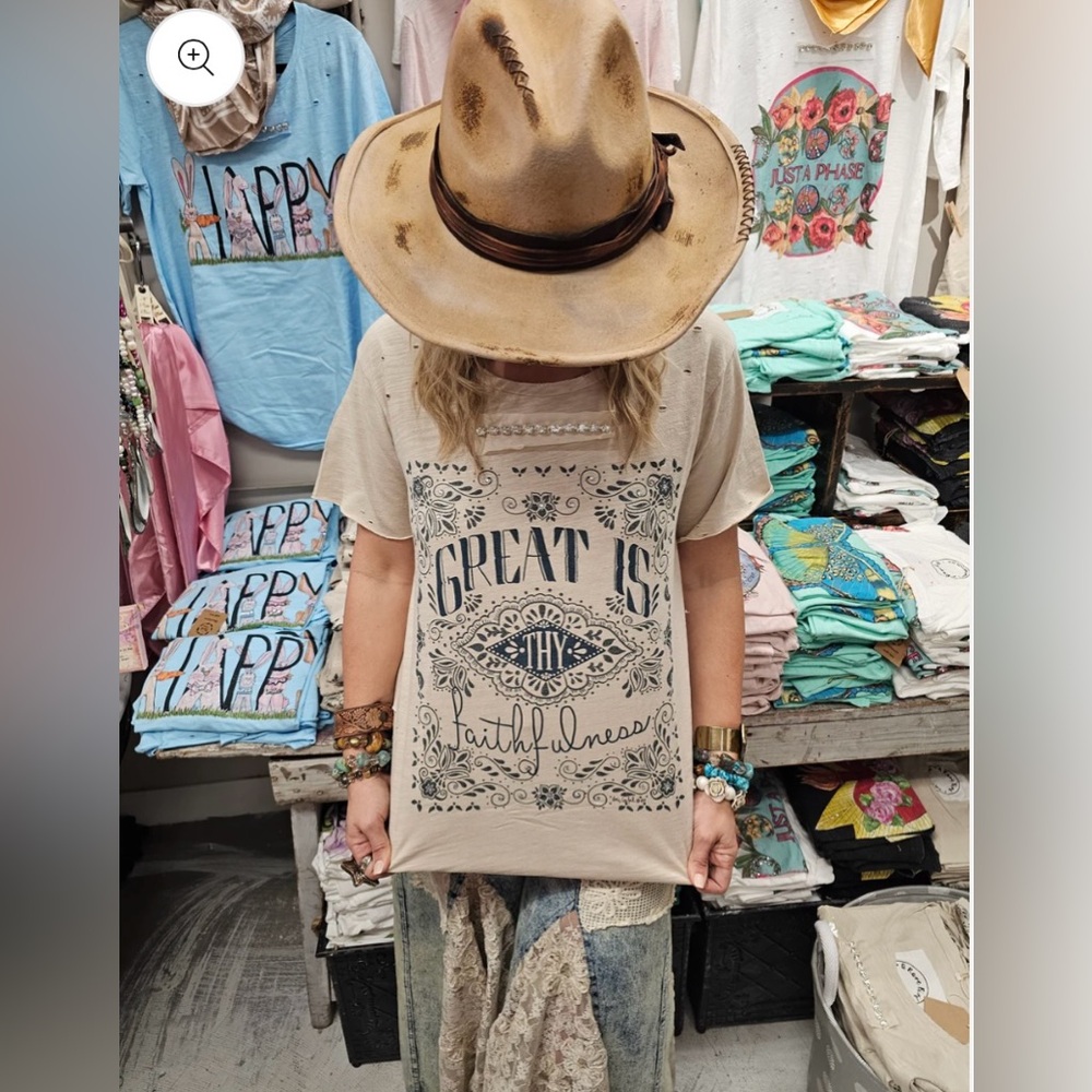 Women’s Short Sleeve Graphic Tee with Embellishment - Cream - Picture 6 of 7